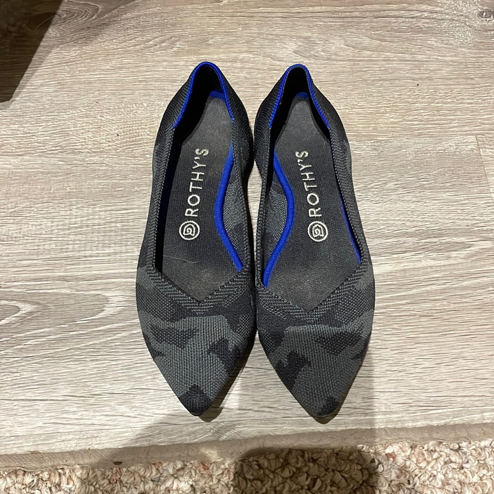 Rothy’s camouflage pointed toe rare size 8.5 preowned see all pics